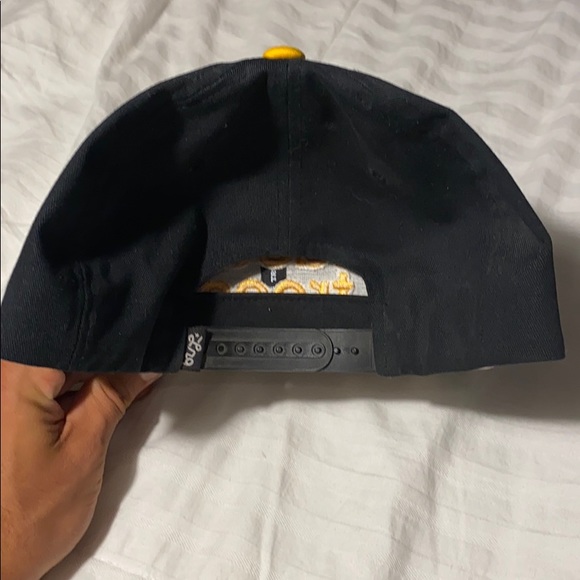 LRG SnapBack - Picture 3 of 3